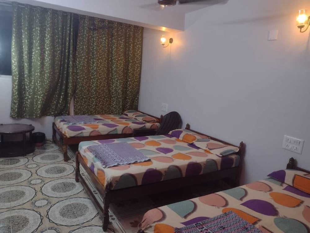 Padmashree lodge