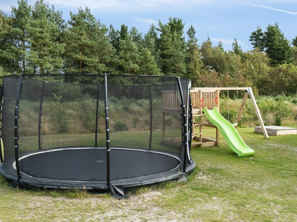 5 Star Holiday Home in Norre Nebel