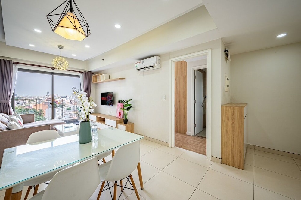 Masteri Luxury City Apartment
