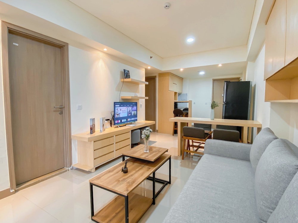 Spacious And Good 3Br At Meikarta Apartment