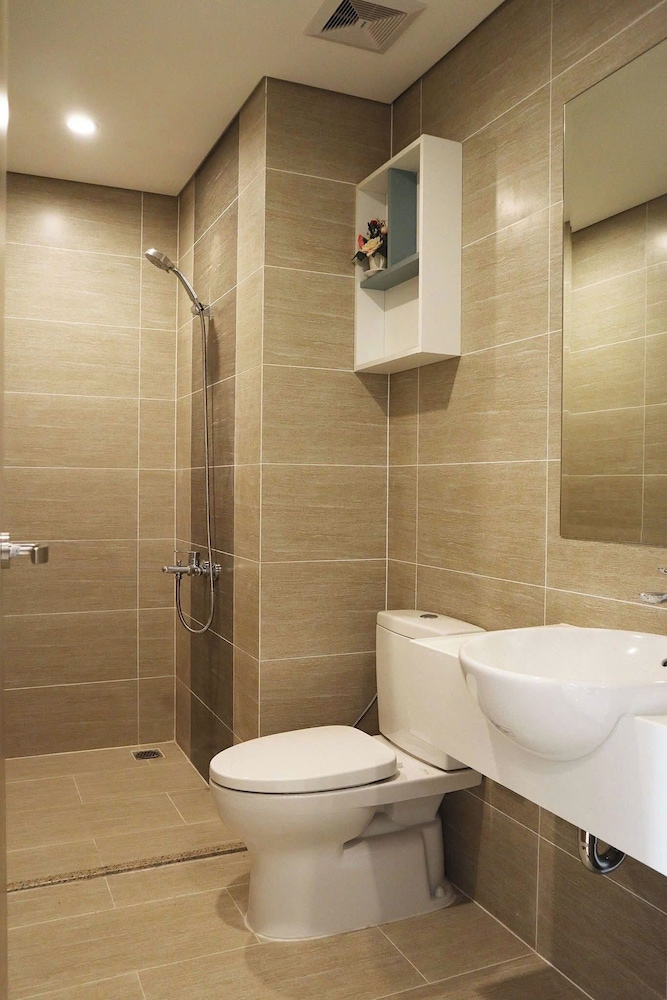COZY- Vinhomes Grand Park Apartments