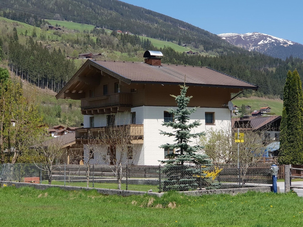 Apartment in Wald Near Krimml Waterfalls