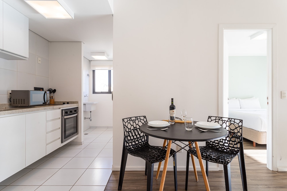 Setin Downtown Genebra by Viva - Apartamentos completos na Bela Vista com piscina