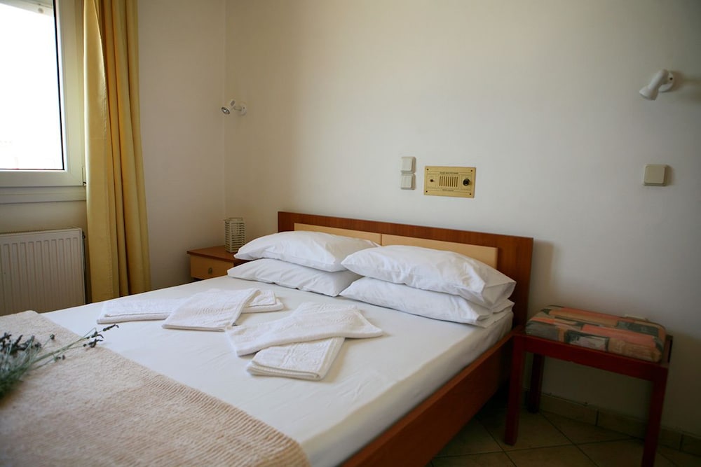 Gera Bay Studios and Apartments photo 5