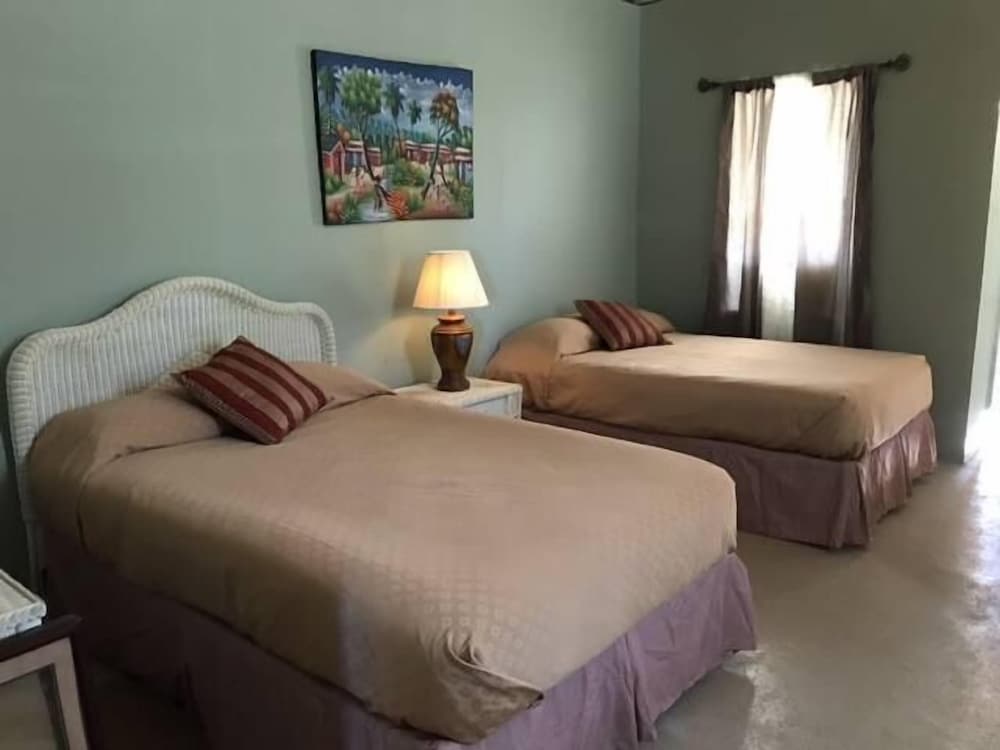 Kiskeya Guest House