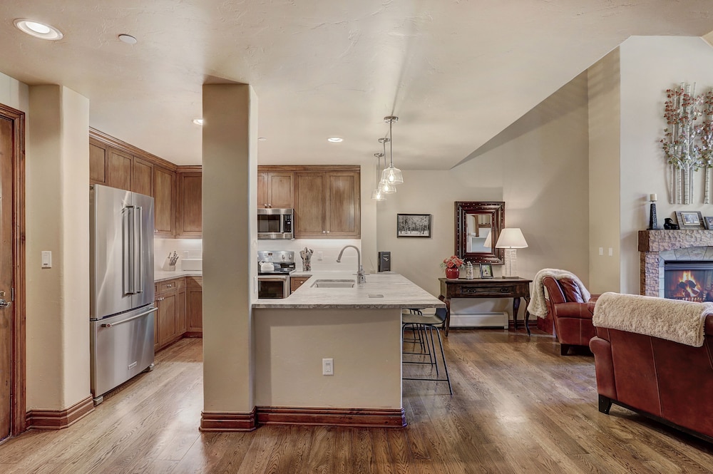Beautiful 3 Br In Avon Ge - Lodge At Brookside 3 Bedroom Condo - Property Image 20