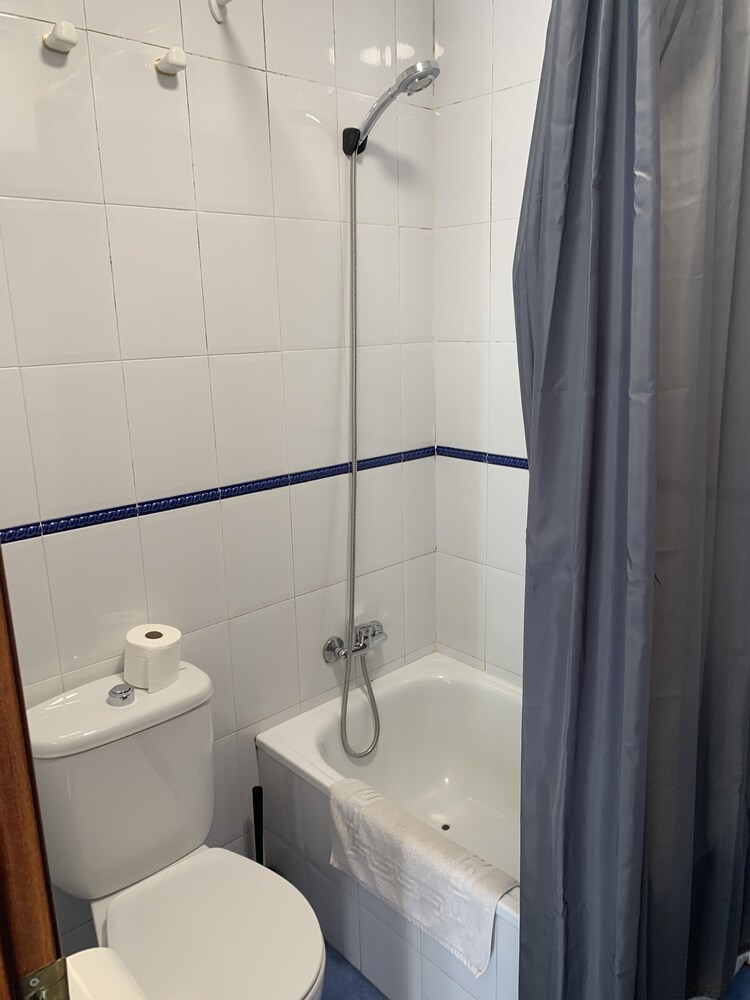 Barbieri Granada Pension - Hostel