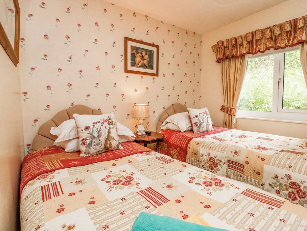 Storrs Lodge