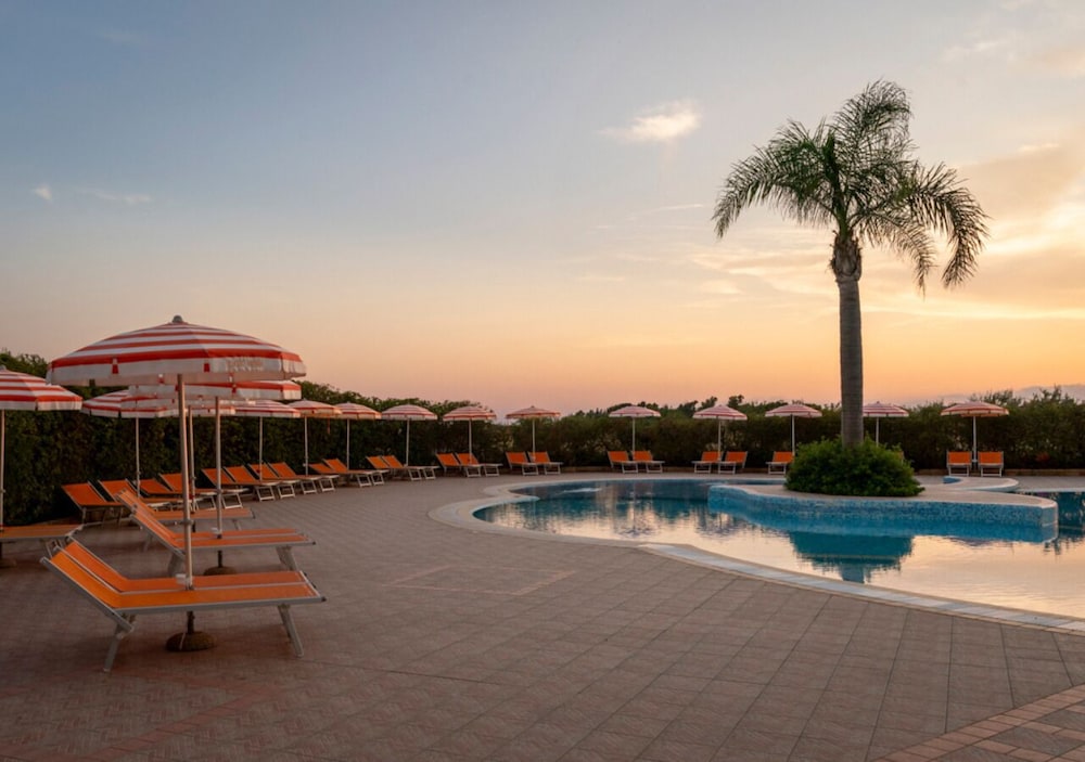 Madama club village