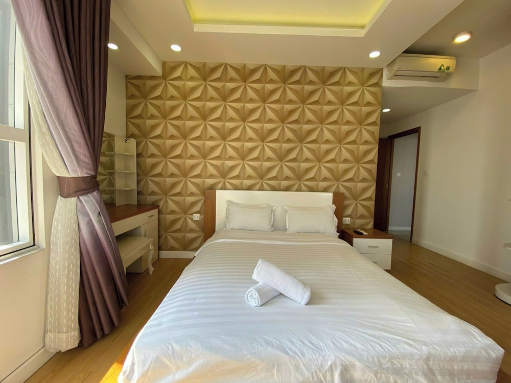 SUNRISE CITY VIEW Residences