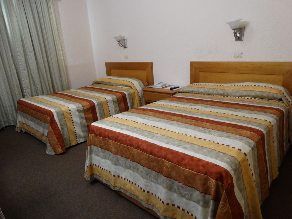 Reynosa Vacations - Hotel Astromundo - Property Image 9