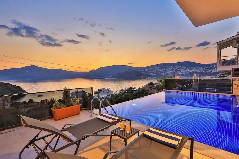 Villa Rainbow