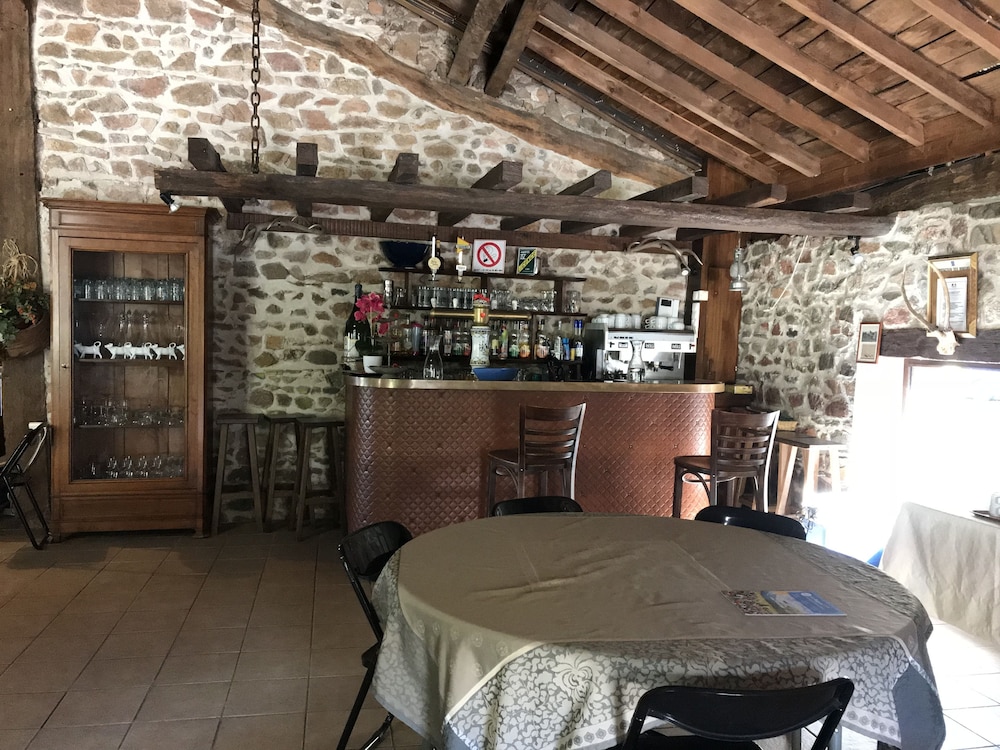 La Ferme aux Biches