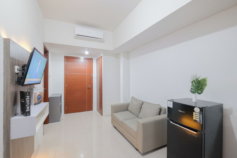 Cozy and Sweet 2BR Apartment at Vittoria Residence
