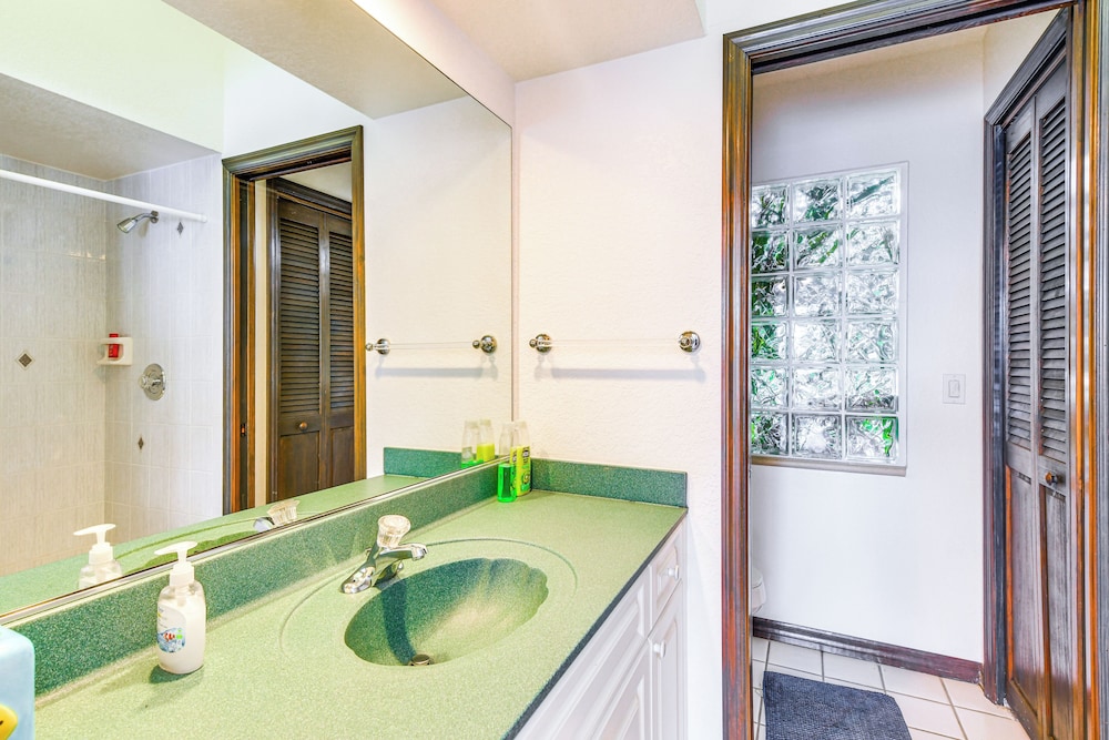 Canal-front Gem w/ Private Dock in Port Charlotte!