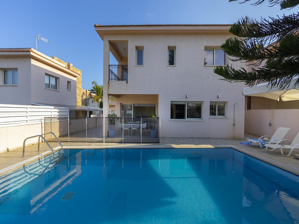 Villa Michelle 2 in Protaras