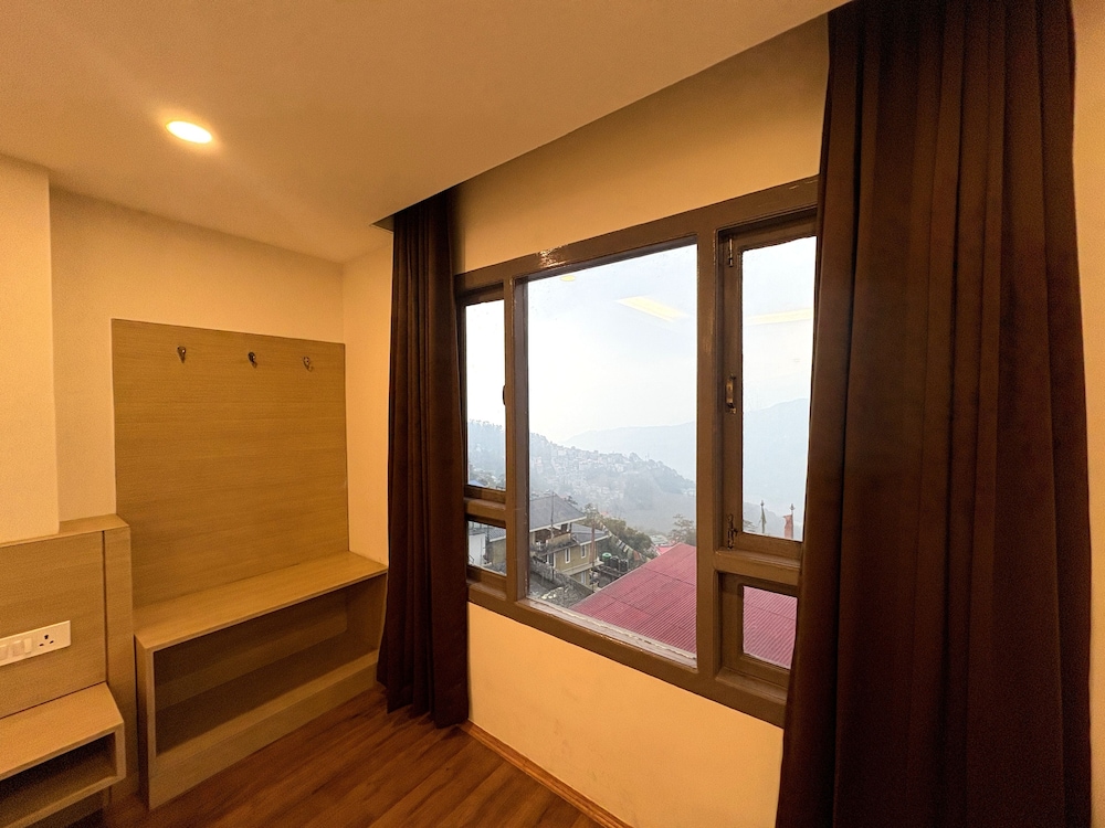 Hotel Swastik Inn Gangtok Mountain View