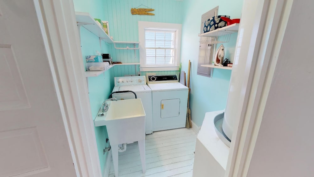 Old Magnolia House by Tybee Vacation Rentals