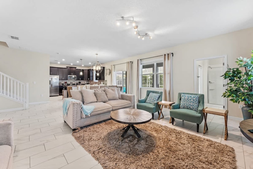 6BR Game Room Plus Large Pool