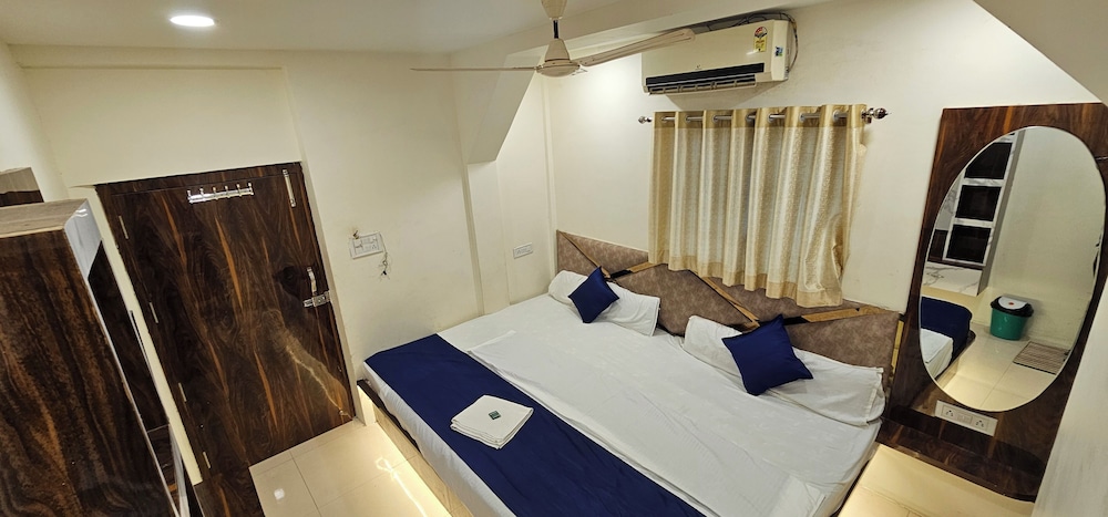 Hotel Aagman Palace - Near Mahakal Temple