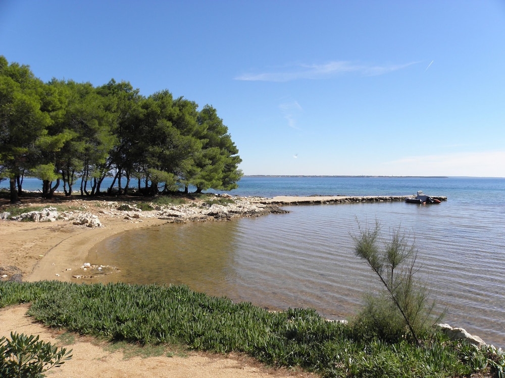 Vink - 80 m From Beach - A4 view 5