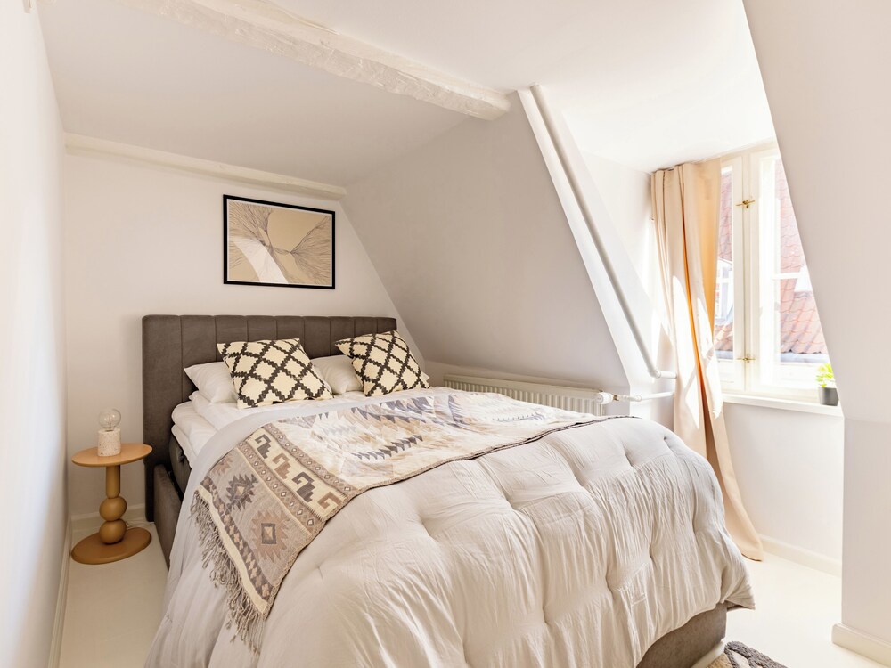 Sanders Admiral - Cosy 1-bdr Apt