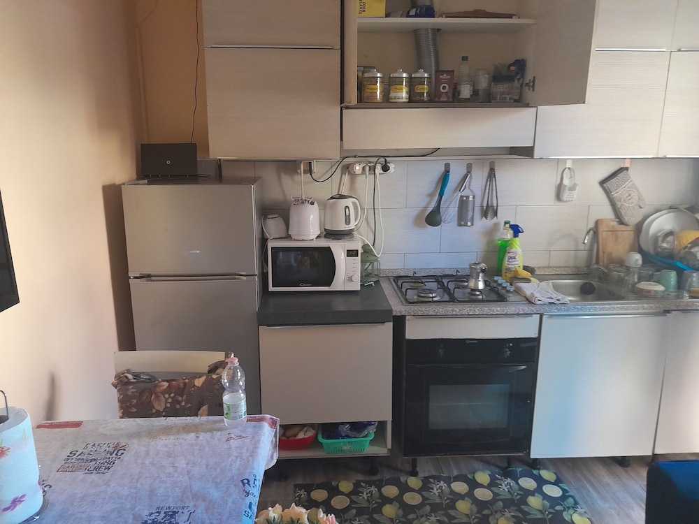 Beautiful 1-bed Apartment in Roma