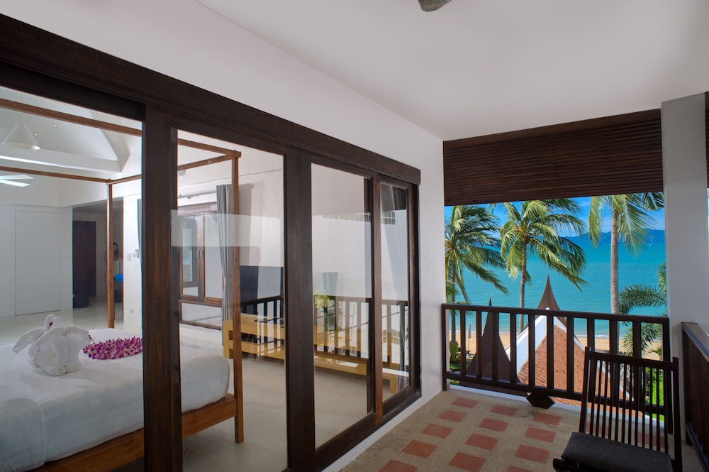 Baan Bophut Beach Hotel Samui