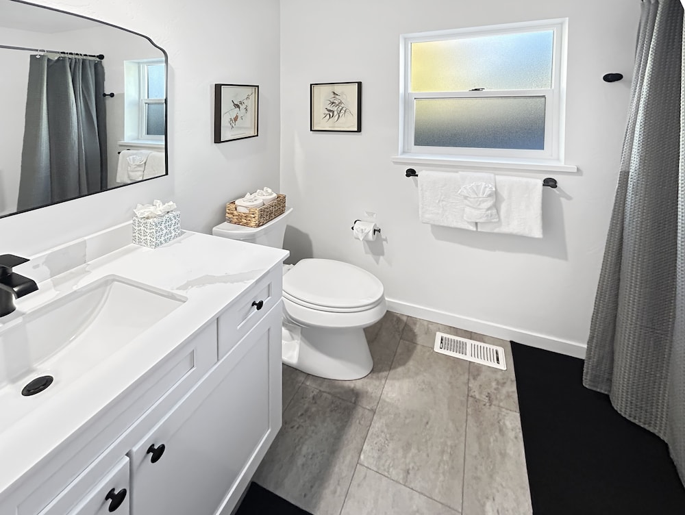 The Maverick Haus 3 Bedroom Townhouse