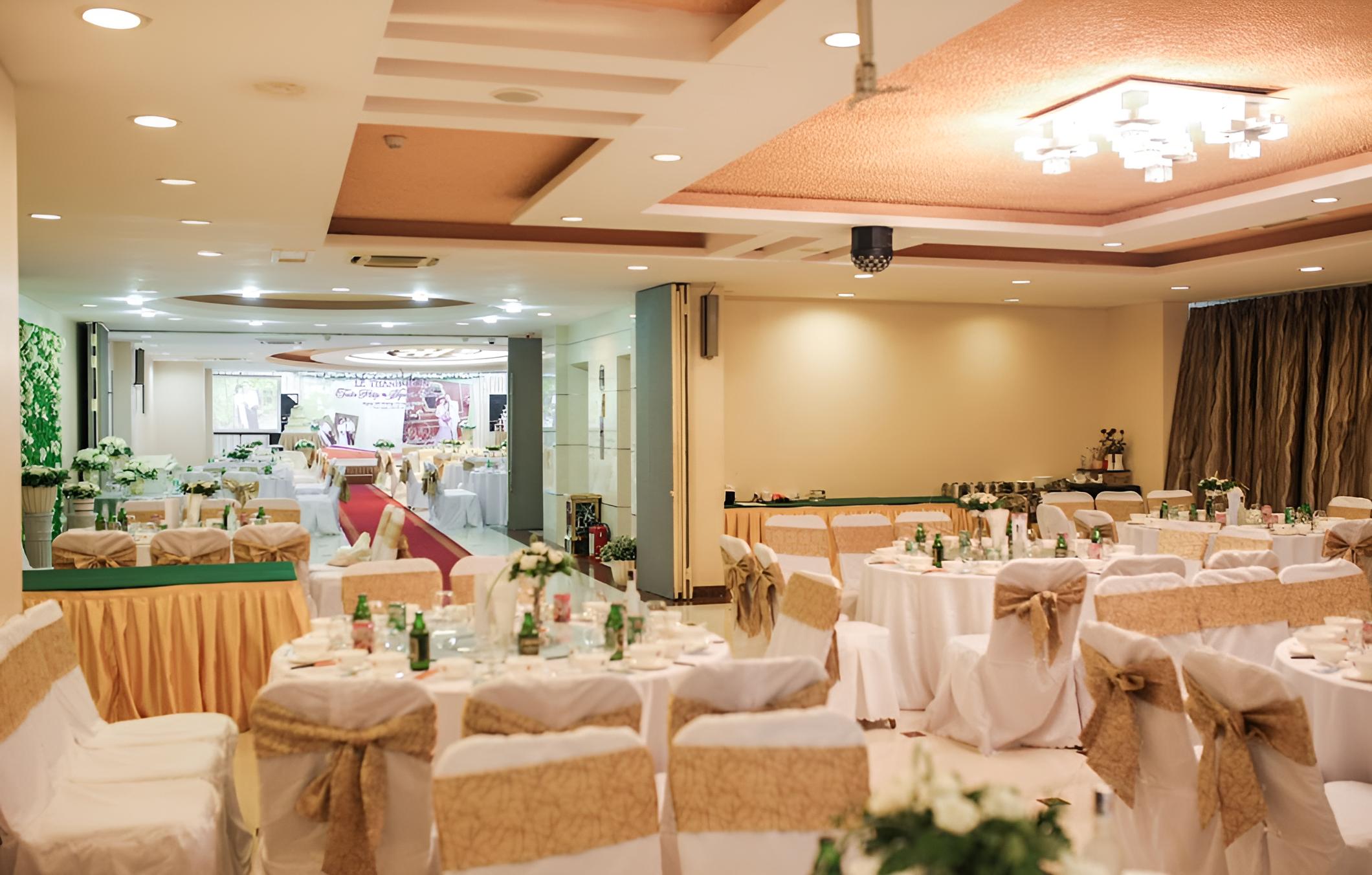 Level Hotel