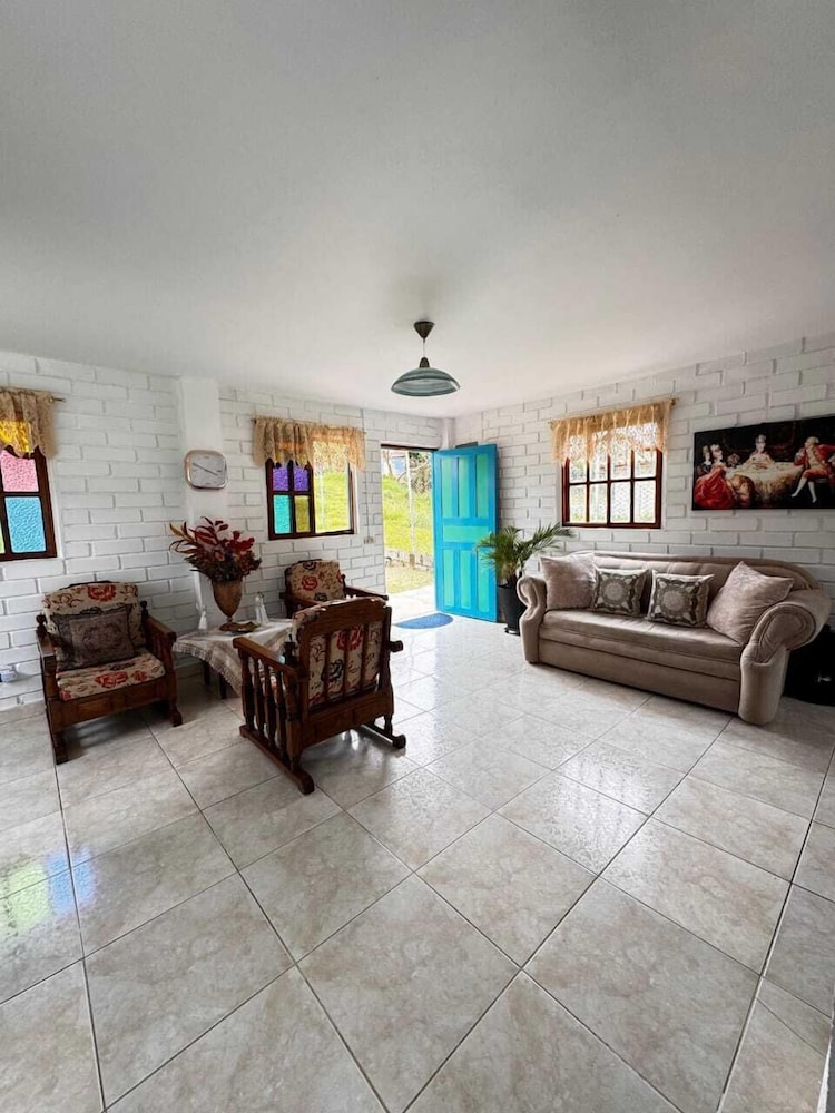 Finca Playa Hermosa