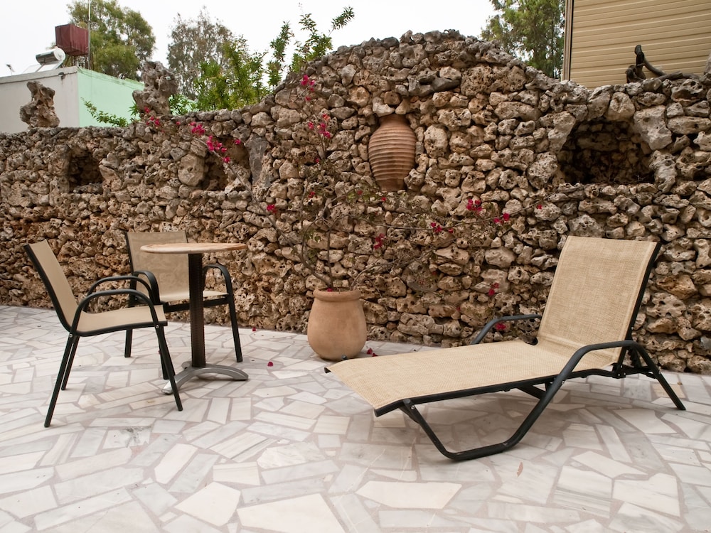 Zorbas Hotel