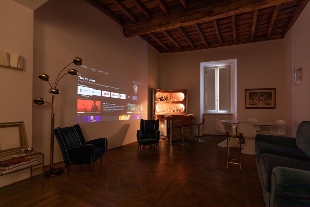 Chic and Style in Historical Via Giulia