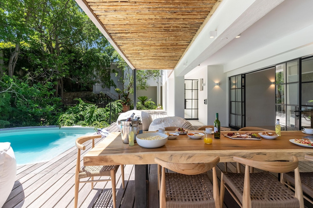 River 42 Camps Bay - Luxury Villa With Pool Stream