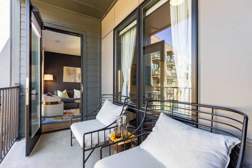 The Odyssey Apartments – by AvantStay Designer Stay in Midtown