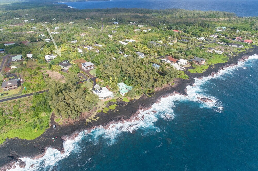Hale Ki'i Maka Manu 4 Bedroom Home by RedAwning - Property Image 1