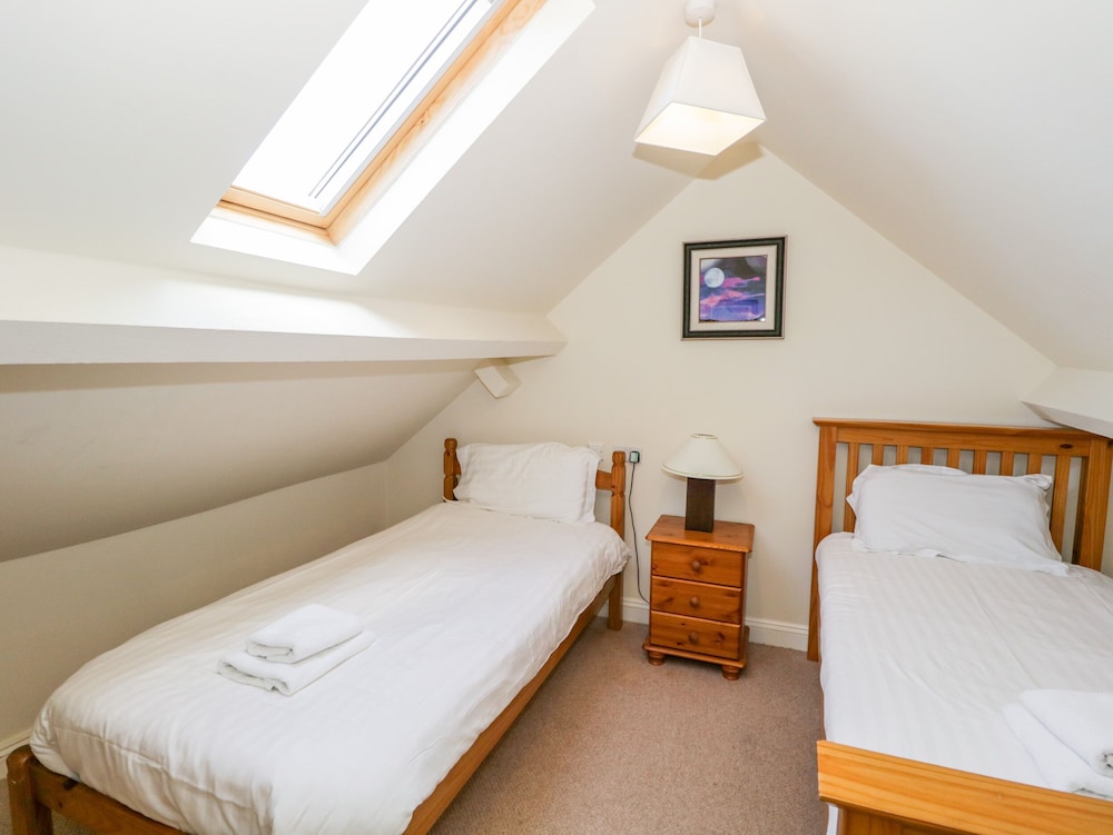Eden Lodge