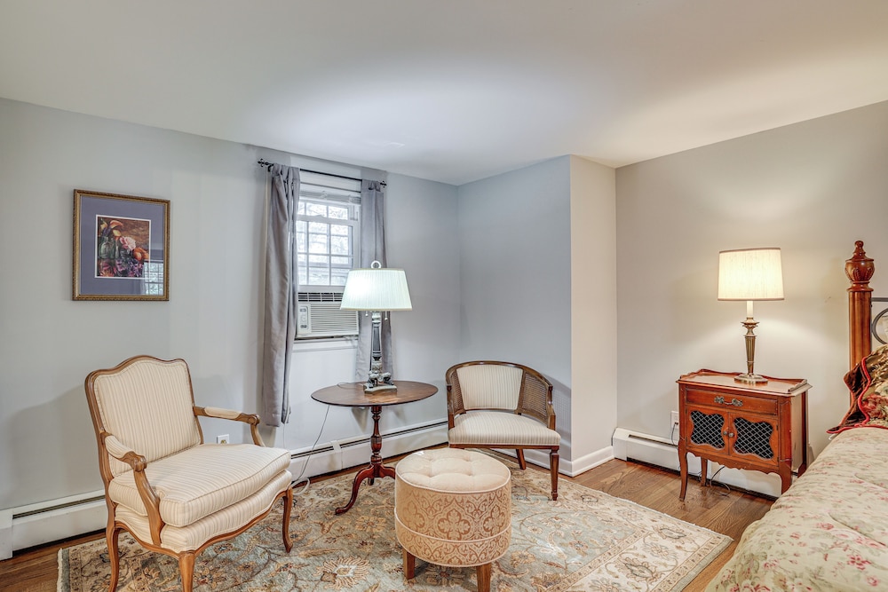 Family Getaway in Bristol Near Trails & Parks!