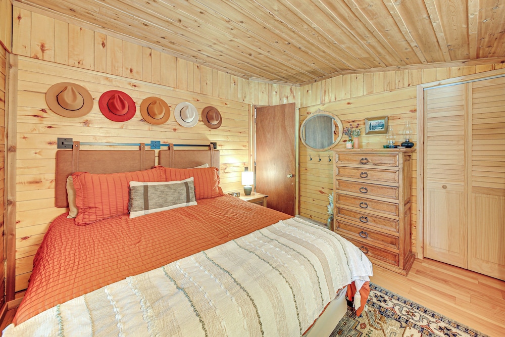 Riverside Cabin on 9 Acres in Montana