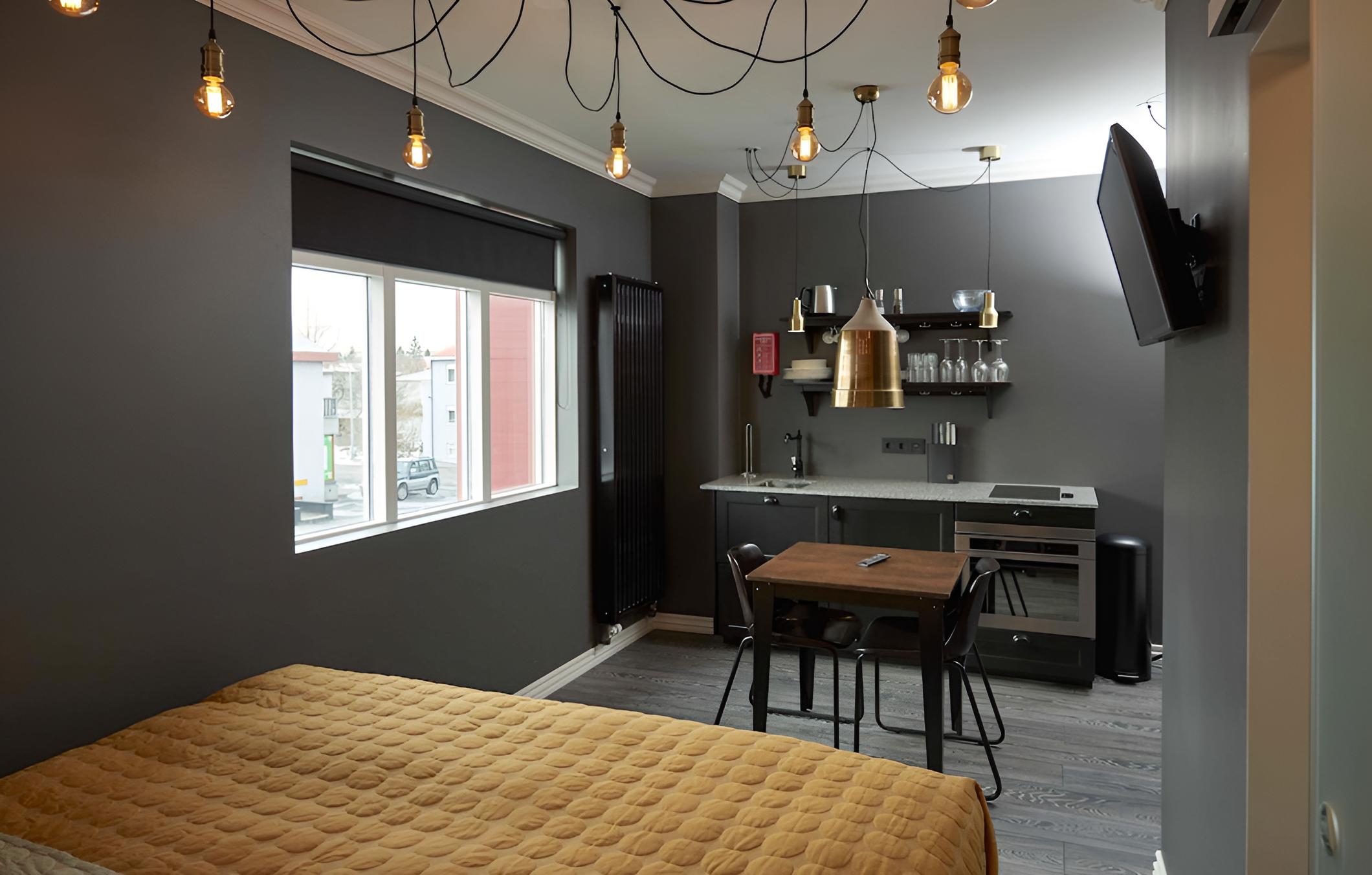 105 - A Townhouse Hotel