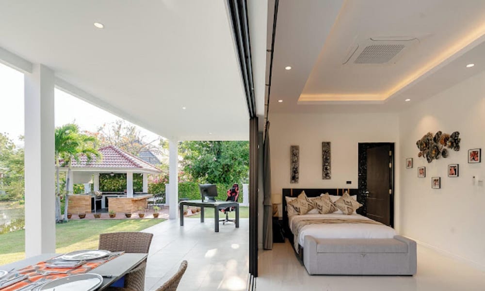 An Exceptional Luxury Villa Offering Amazing Lake View and Refined Living