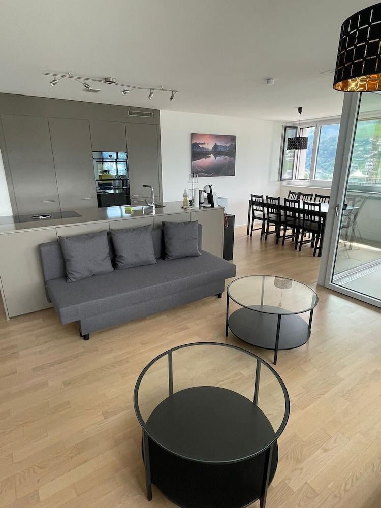 Dream View Apt With Homecinema Netflix Loggia