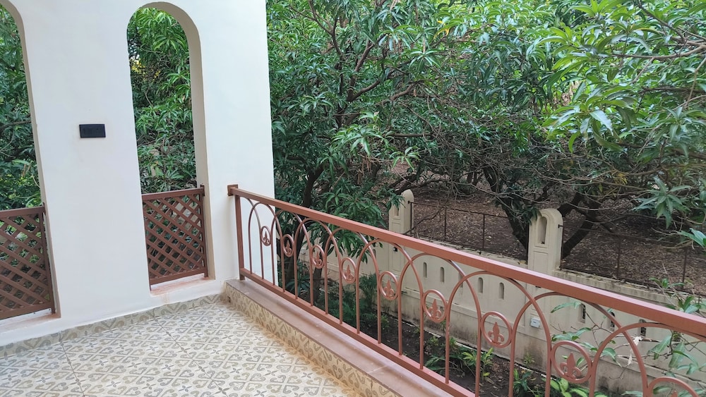 Le Casa Lion Resort - A Premium Resort In Sasan Gir