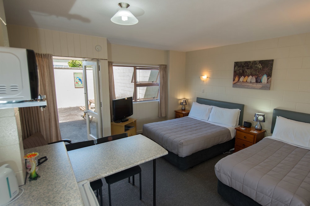 Howick Motor Lodge - Image 3