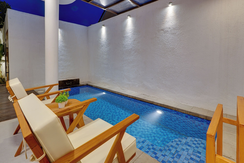 LaLuxe Villa and Residence