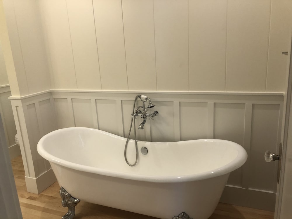 Gorgeous Renovated 1937 Plantation Style Beach House 50 Steps To The Center Of The Beach 5 Bedroom Home by RedAwning view 4