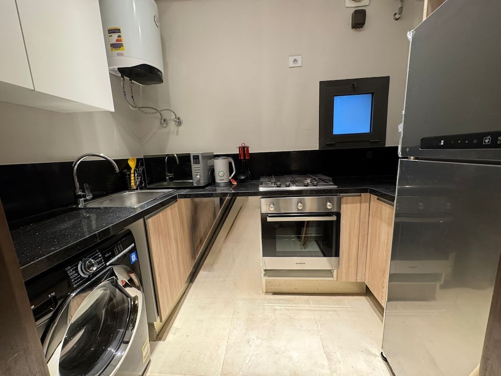 Mynt stay hotel apartment - zed towers