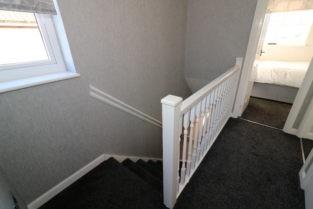 Chapelhall House - Airdrie