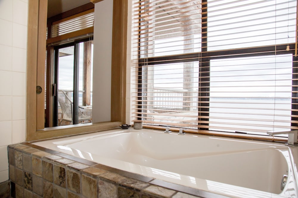 The Inn at Langley view 4