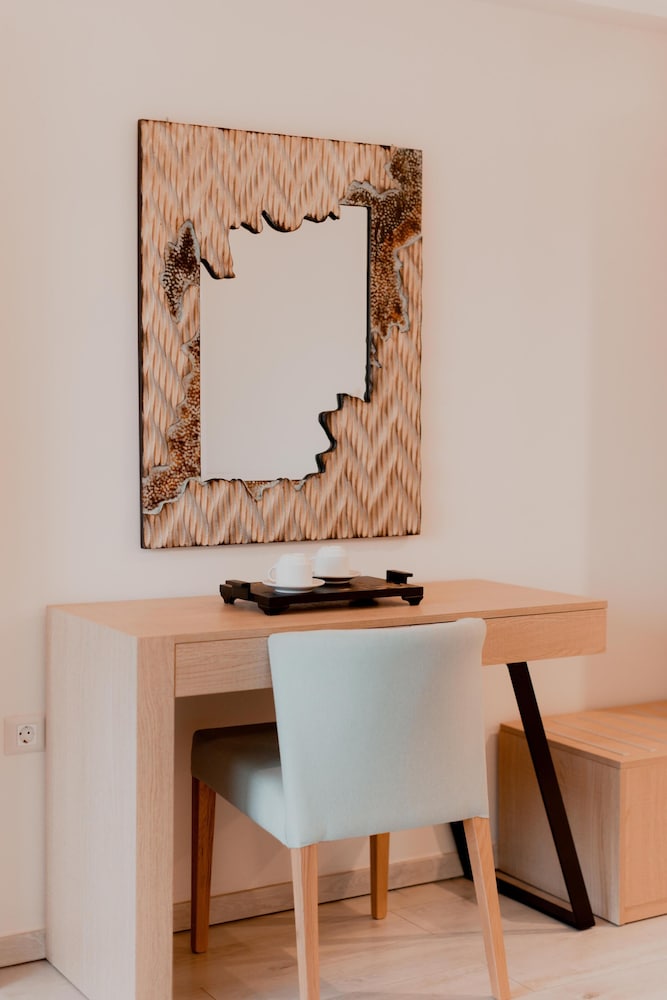 Palacio Del Sol Luxury Apartments - Property Image 34